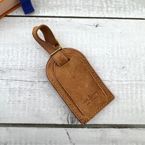 AUTHENTIC Vachetta Leather Luggage tag and loop.